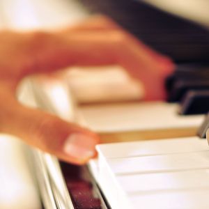 大胸美女洗澡d罩杯视频
